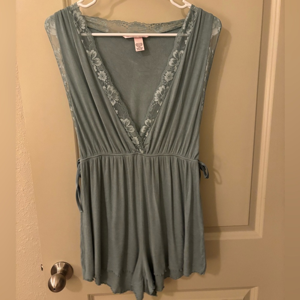 Victoria’s Secret Sage Green Romper - Romantic, Feminine, Valentine's Day, Cute - Picture 2 of 6